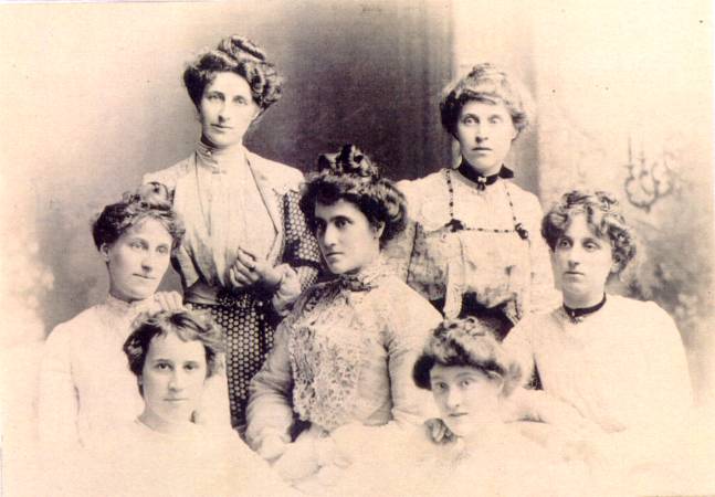 William Perring Hollyer's 7 daughters